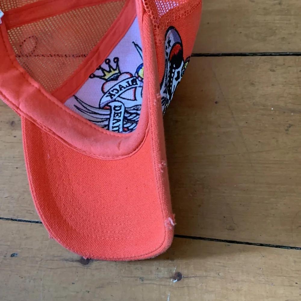 Snap back - Picture 4 of 5